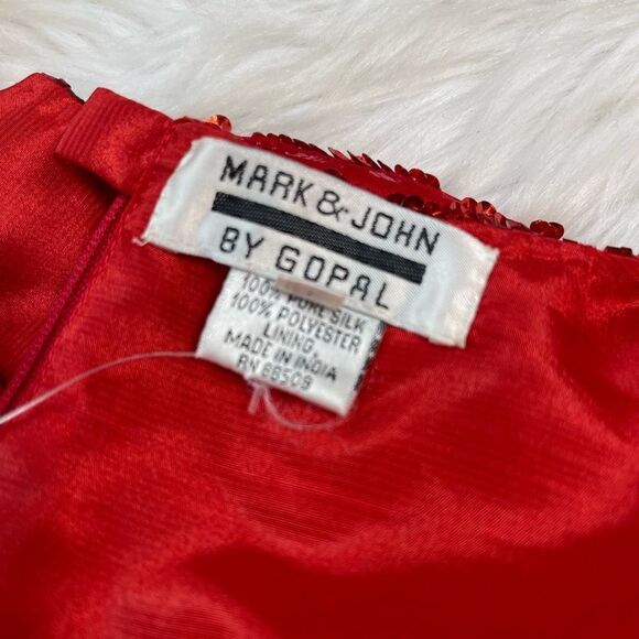 NWOT Mark and John by Gopal 100% silk red sequins& beaded over the knee dressSZM - Picture 11 of 13